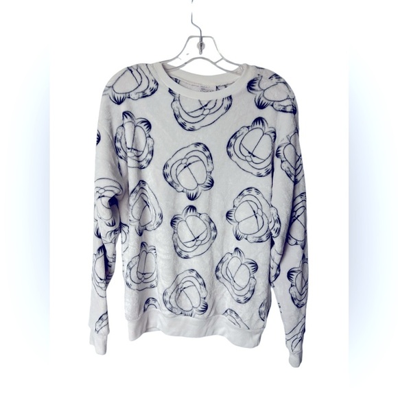 Nickelodeon Tops - Women’s Super soft Garfield Sweatshirt size M